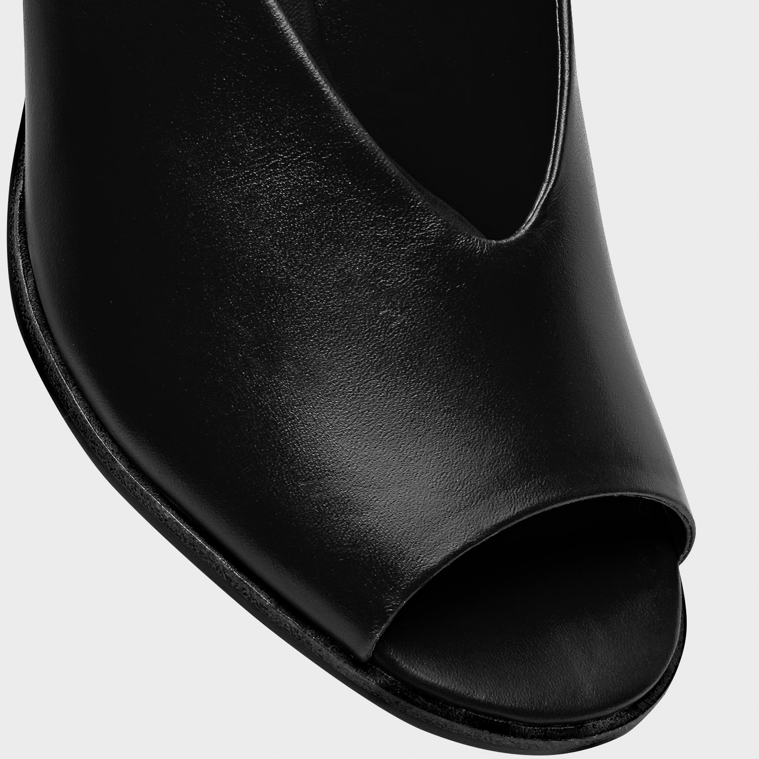 Essential Block Slingback