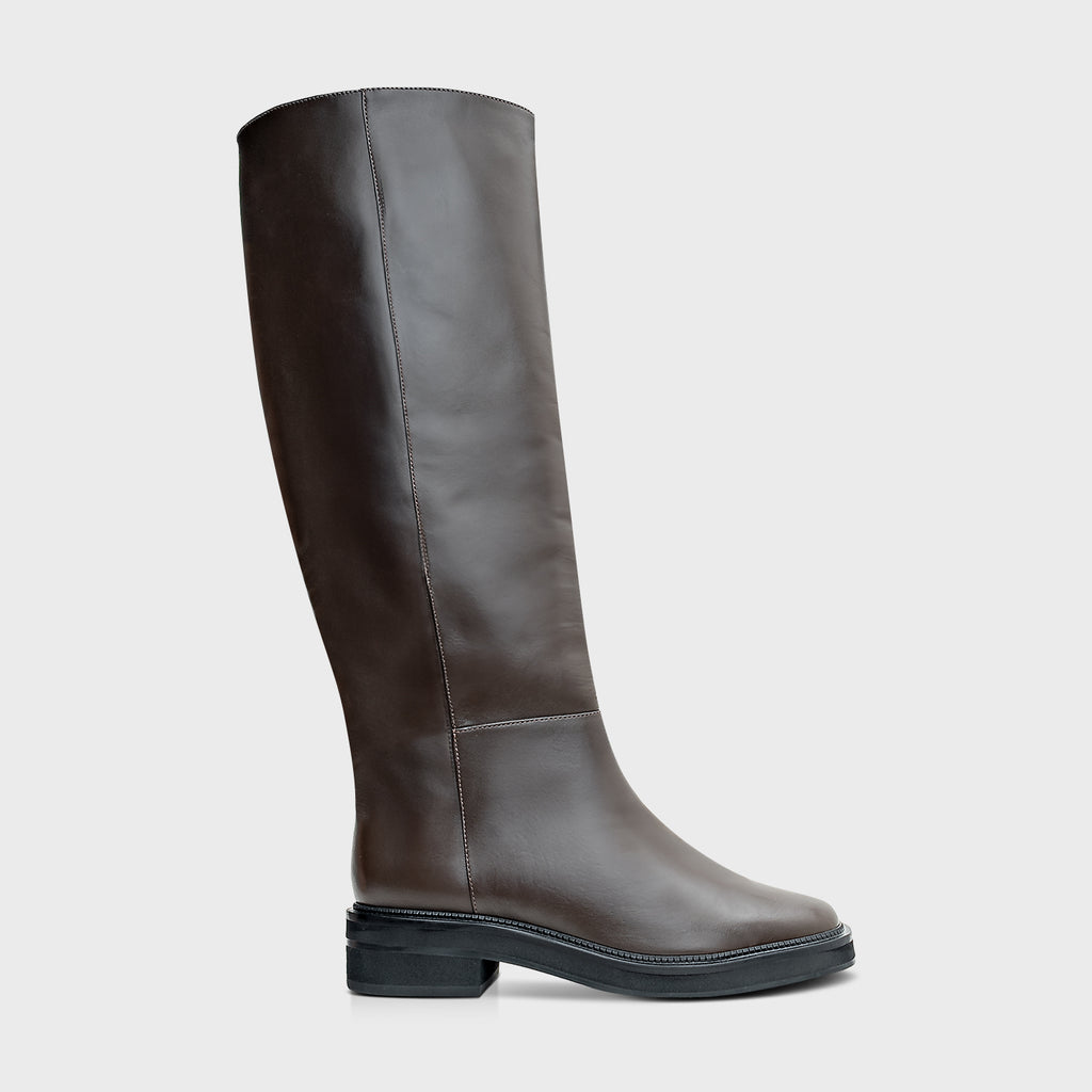 Minimal High Boot