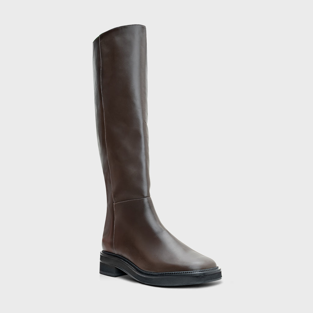 Minimal High Boot