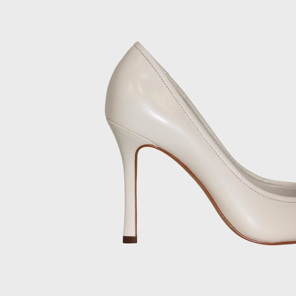 Butterfly Detail Pump