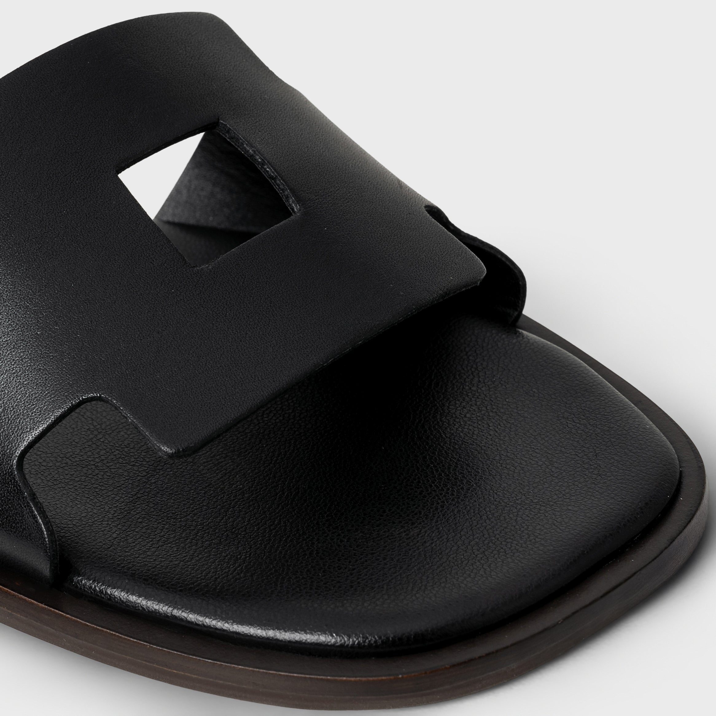 Square Flat Sandal