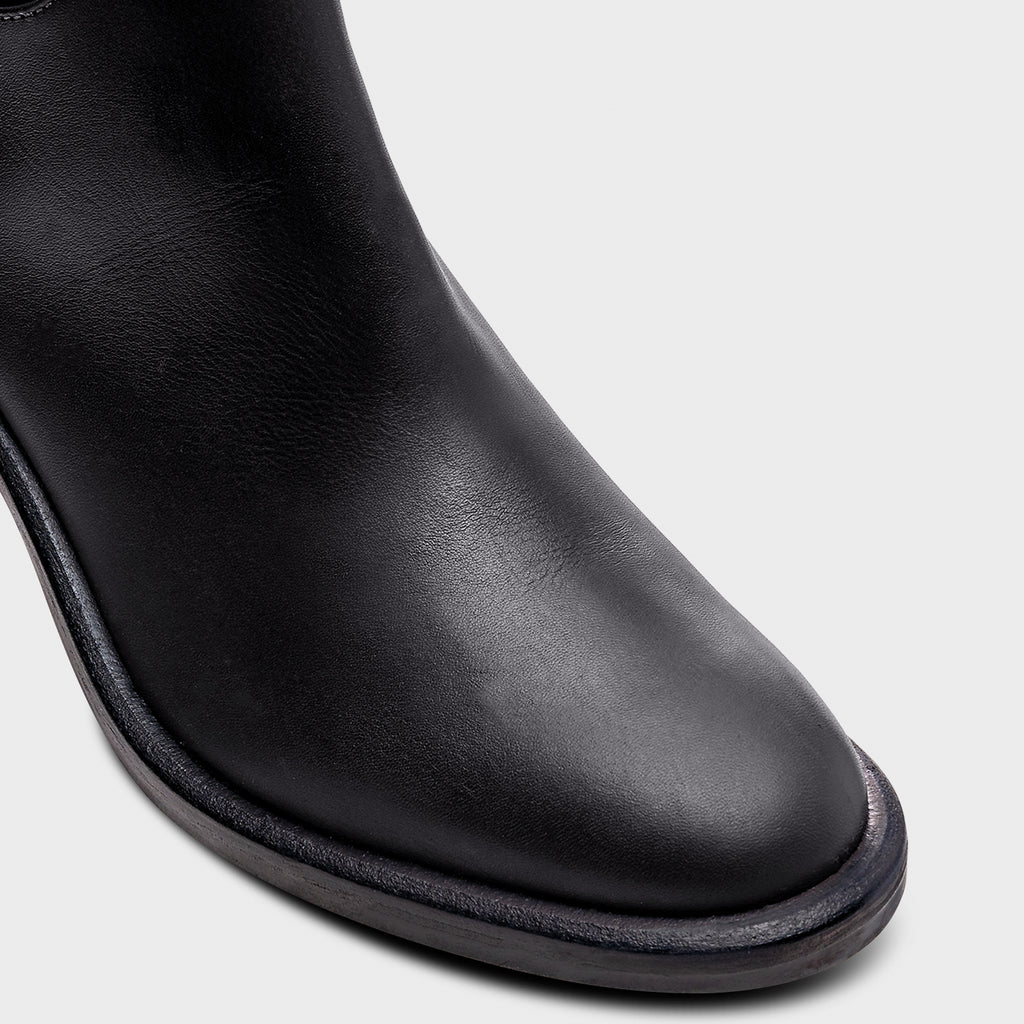 Classic Round Toe Ankle Boot