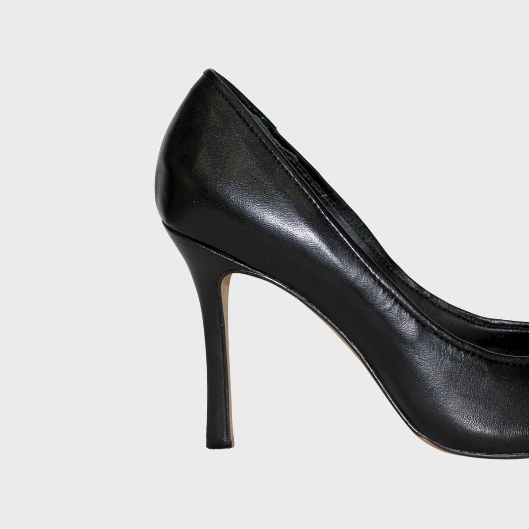 Butterfly Detail Pump
