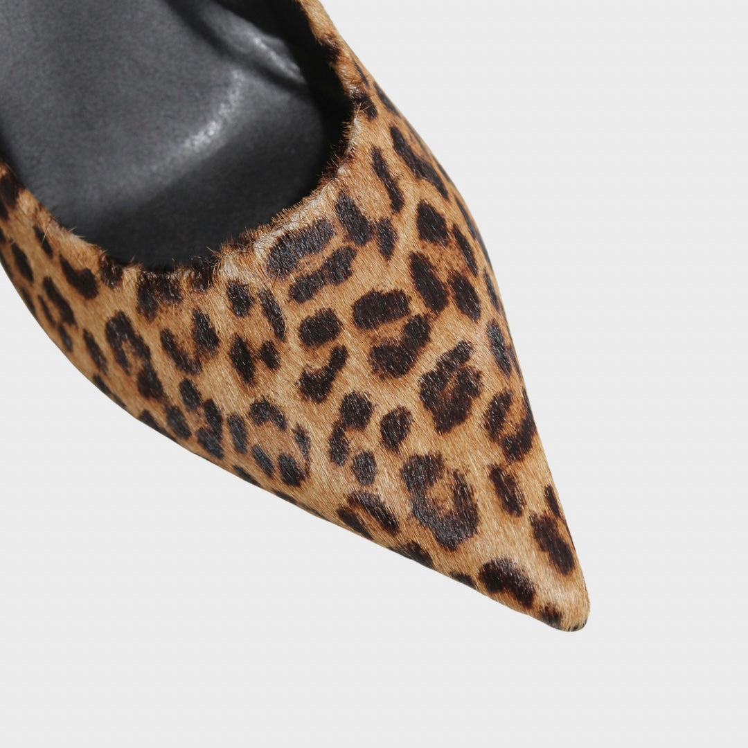 Pointy Medium Pump