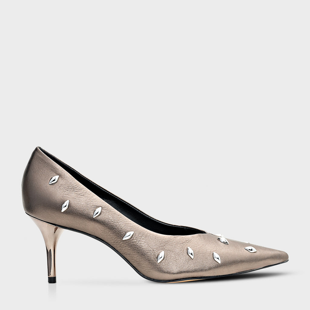 Studded Metallic Pump